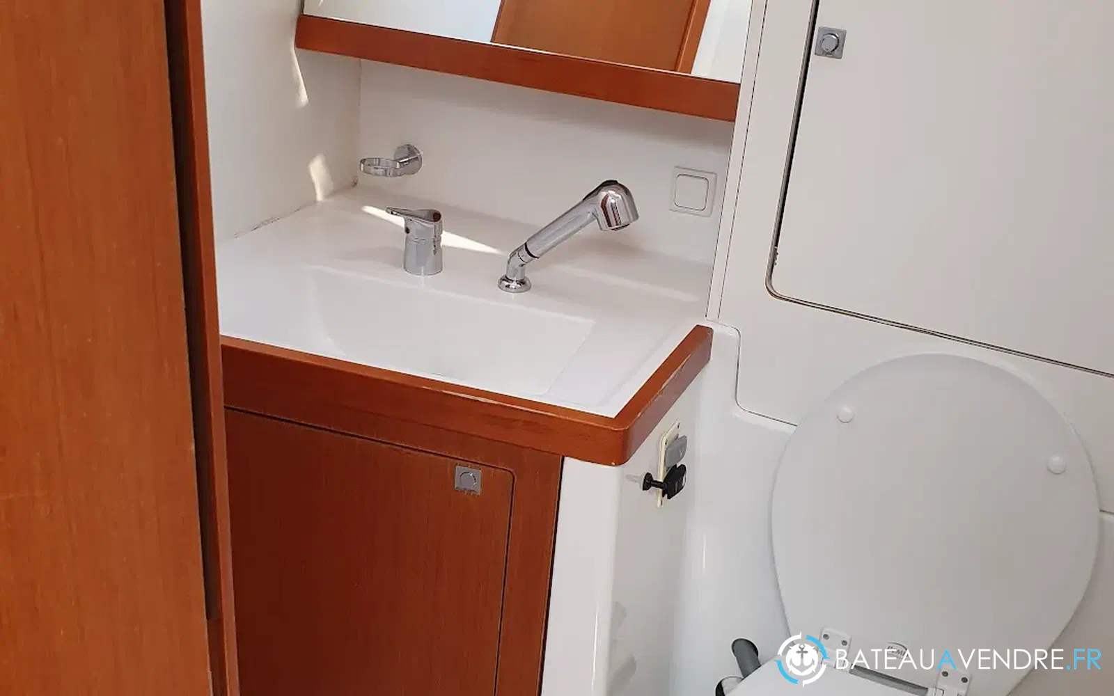 slider 23 Beneteau Oceanis 48