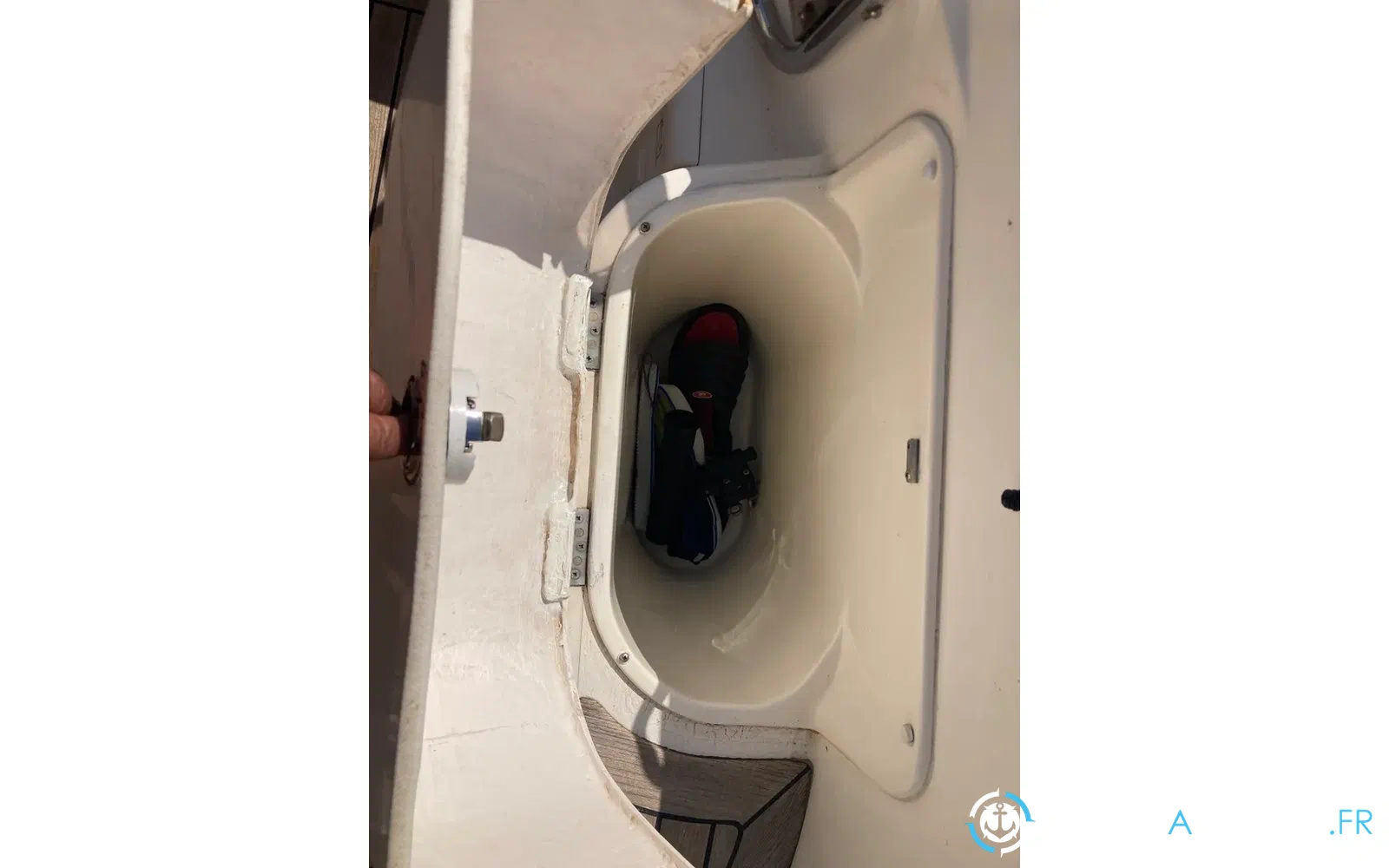 slider 54 Sealine F 33