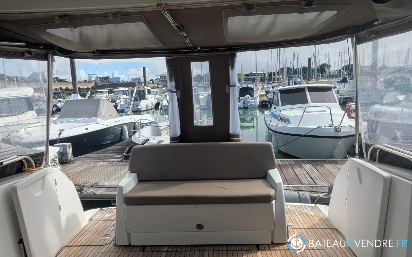 slider 23 Jeanneau NC 11