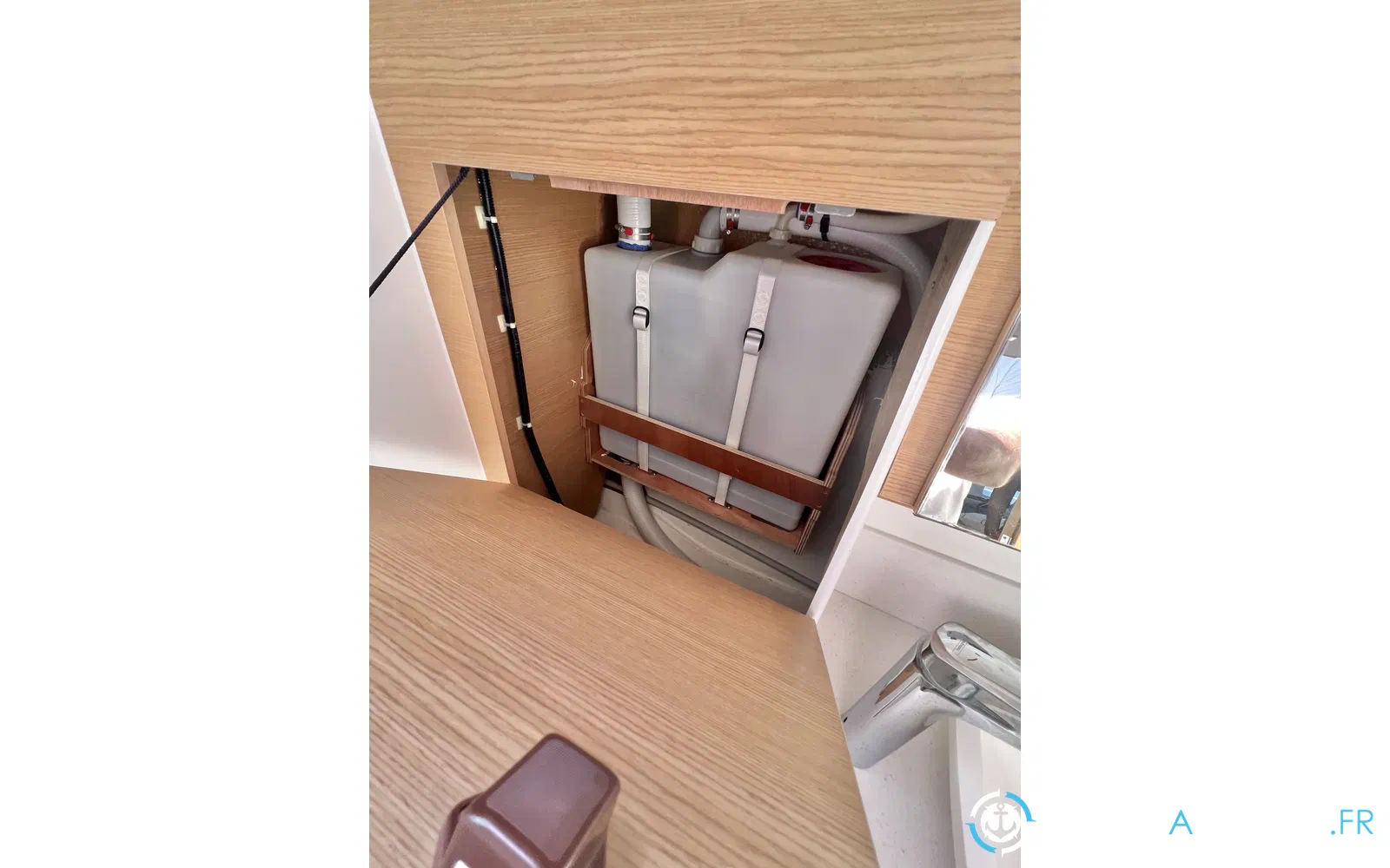 slider 82 Dufour 460 GL