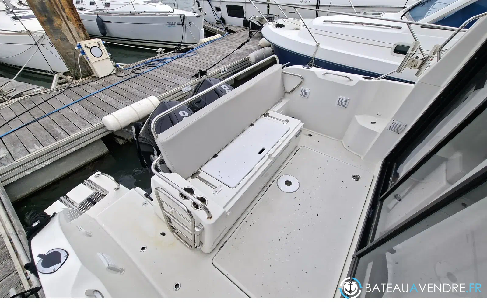 slider 3 Beneteau Antares Serie 9