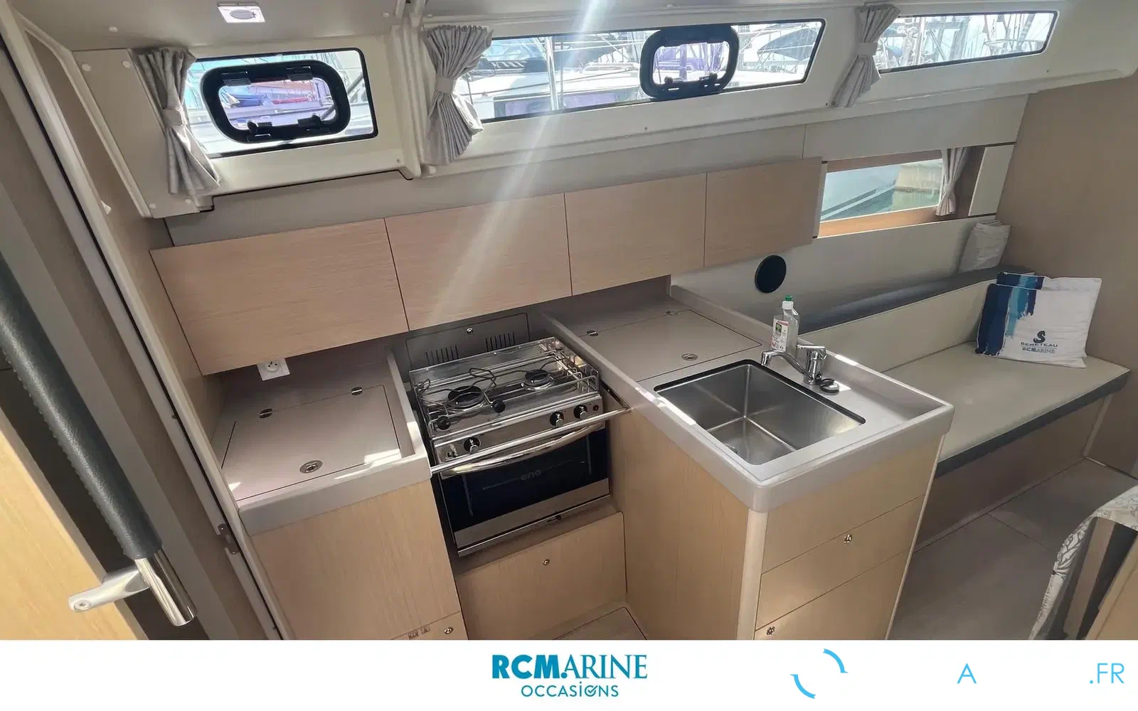 slider 3 Beneteau Oceanis 38.1