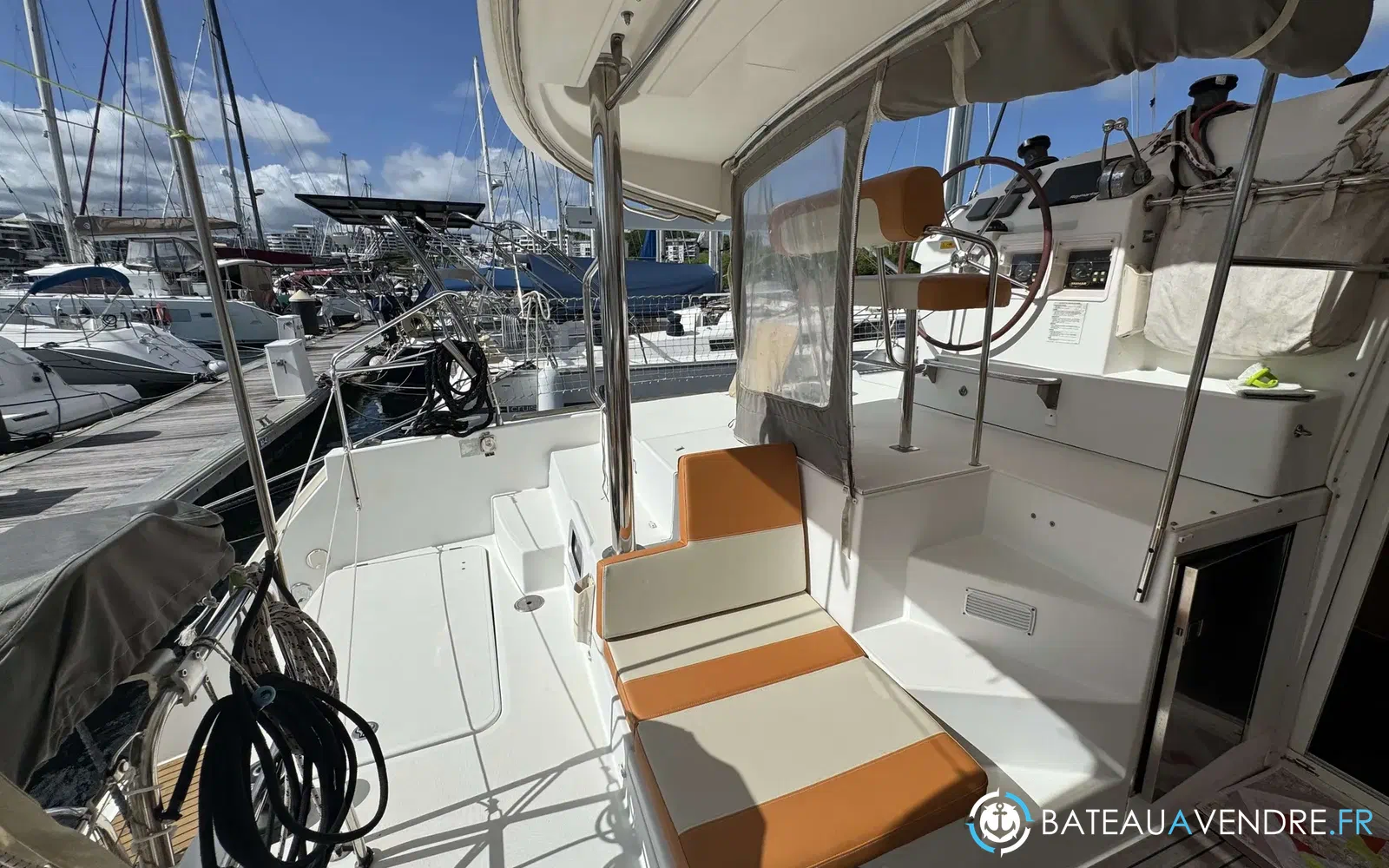 slider 36 Lagoon 400