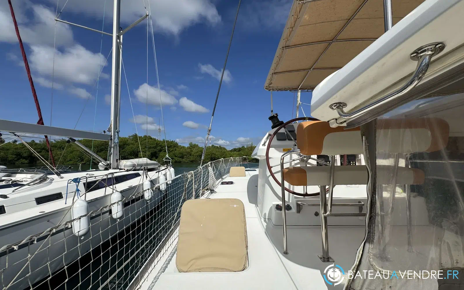 slider 38 Lagoon 400