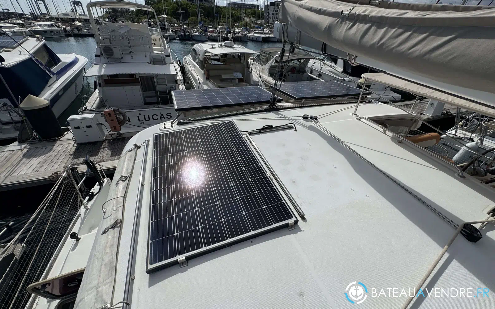 slider 48 Lagoon 400