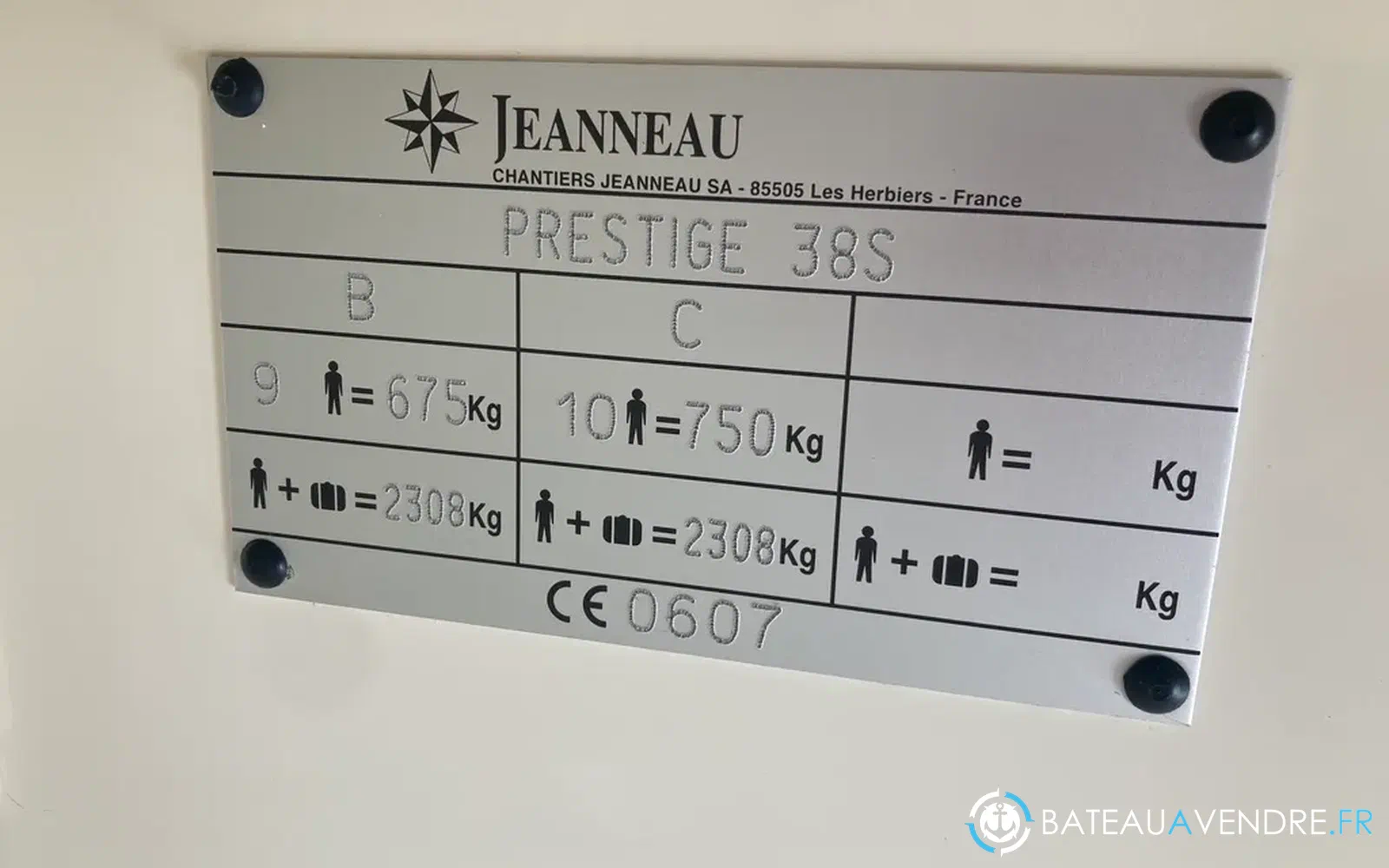 slider 44 Jeanneau Prestige 38 S