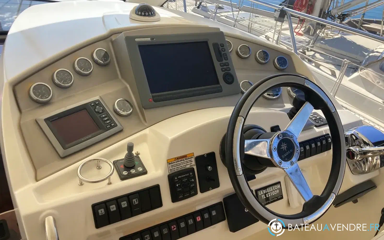 slider 37 Jeanneau Prestige 38 S