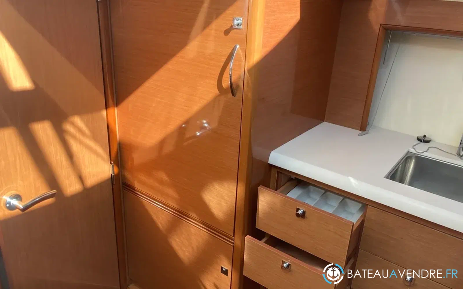 slider 28 Jeanneau Prestige 38 S