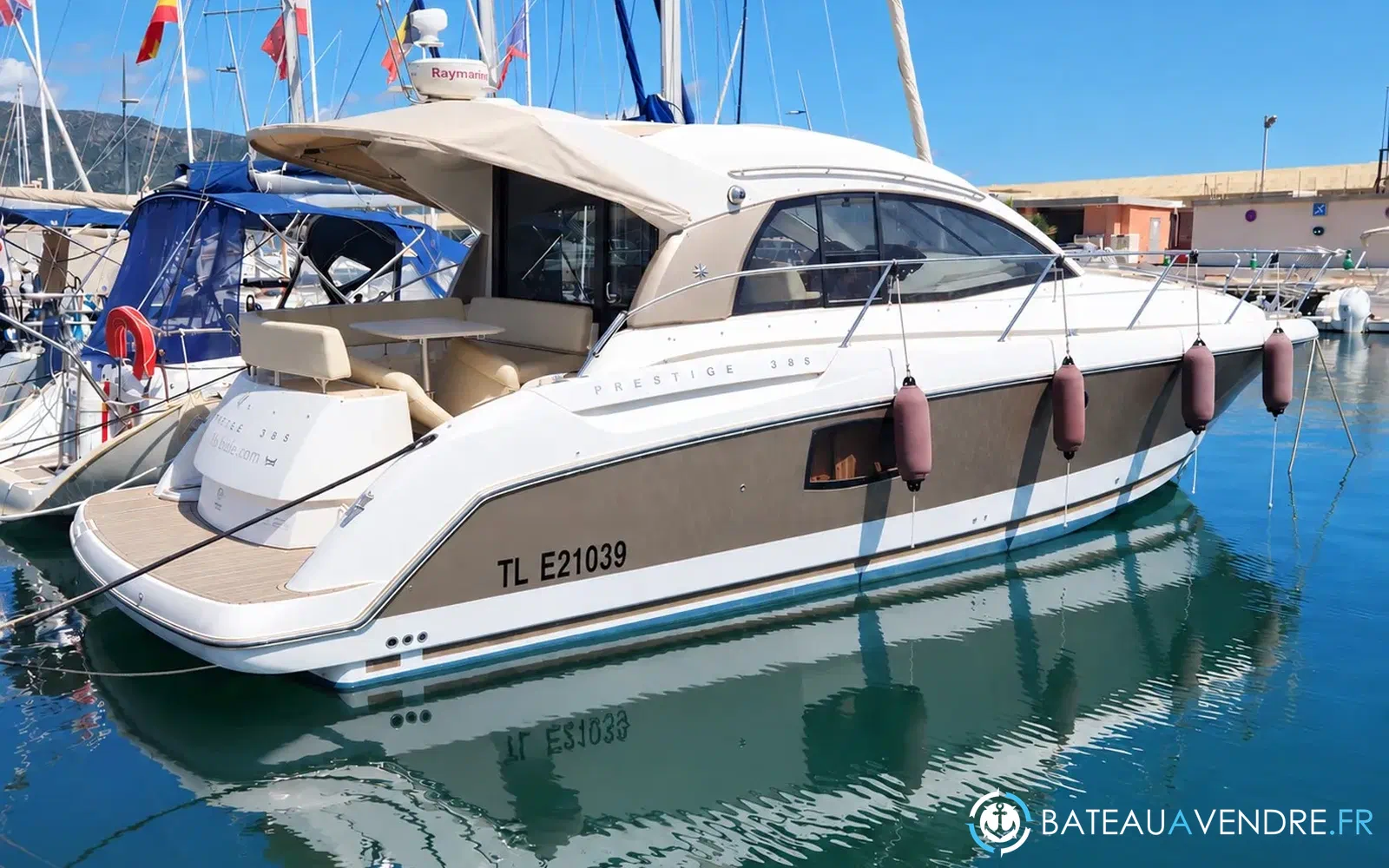 slider 2 Jeanneau Prestige 38 S