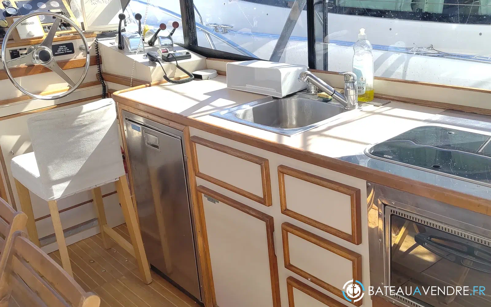 slider 22 Black Fin 38 Flybridge