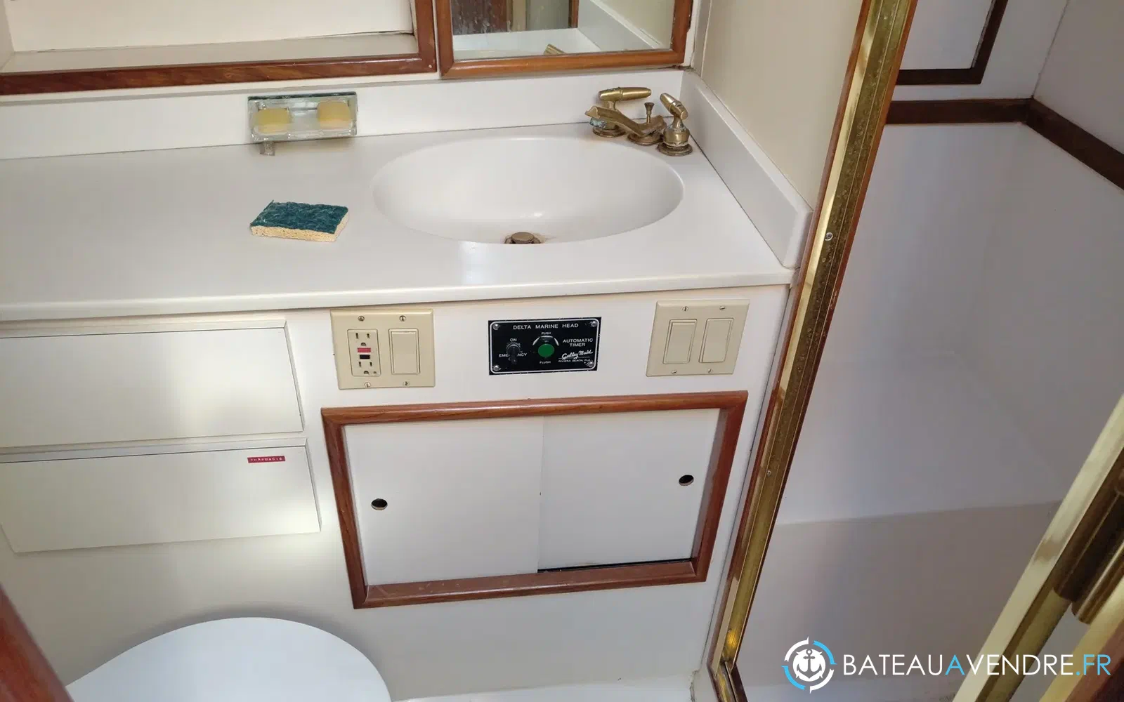 slider 32 Black Fin 38 Flybridge