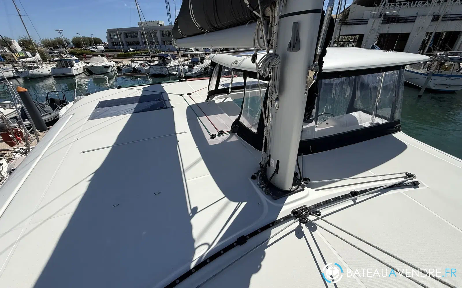 slider 12 Lagoon 42