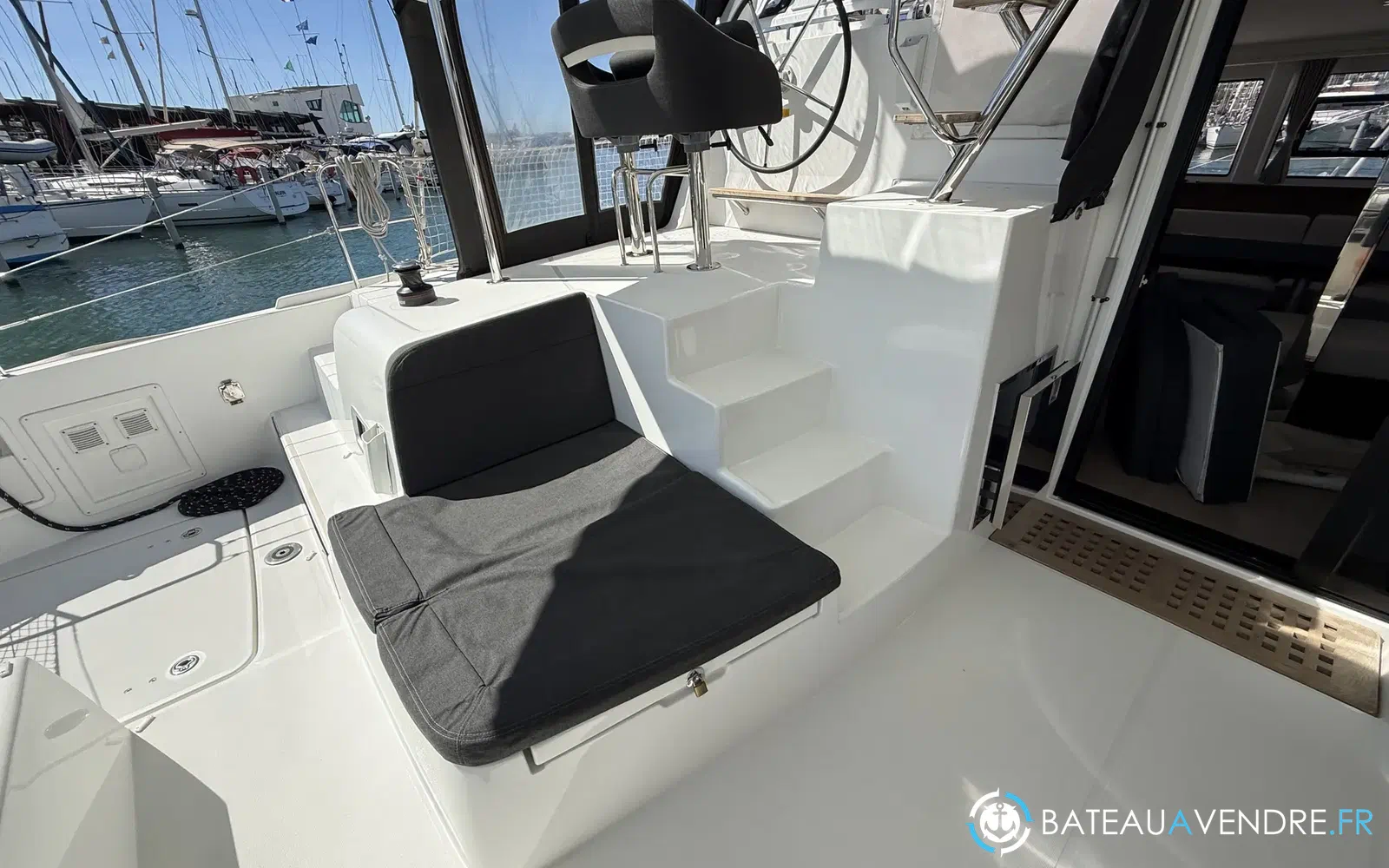 slider 17 Lagoon 42
