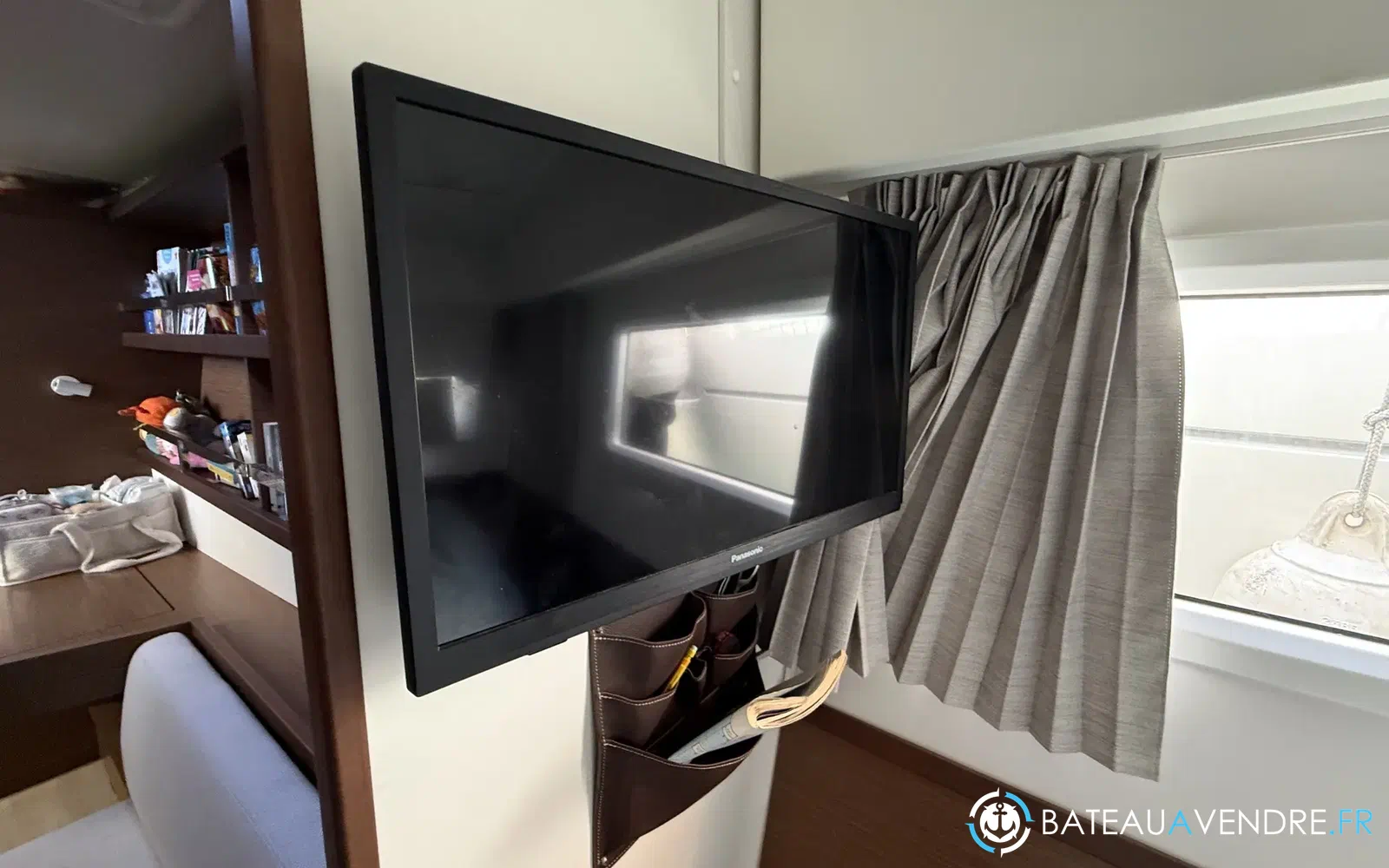 slider 37 Lagoon 42