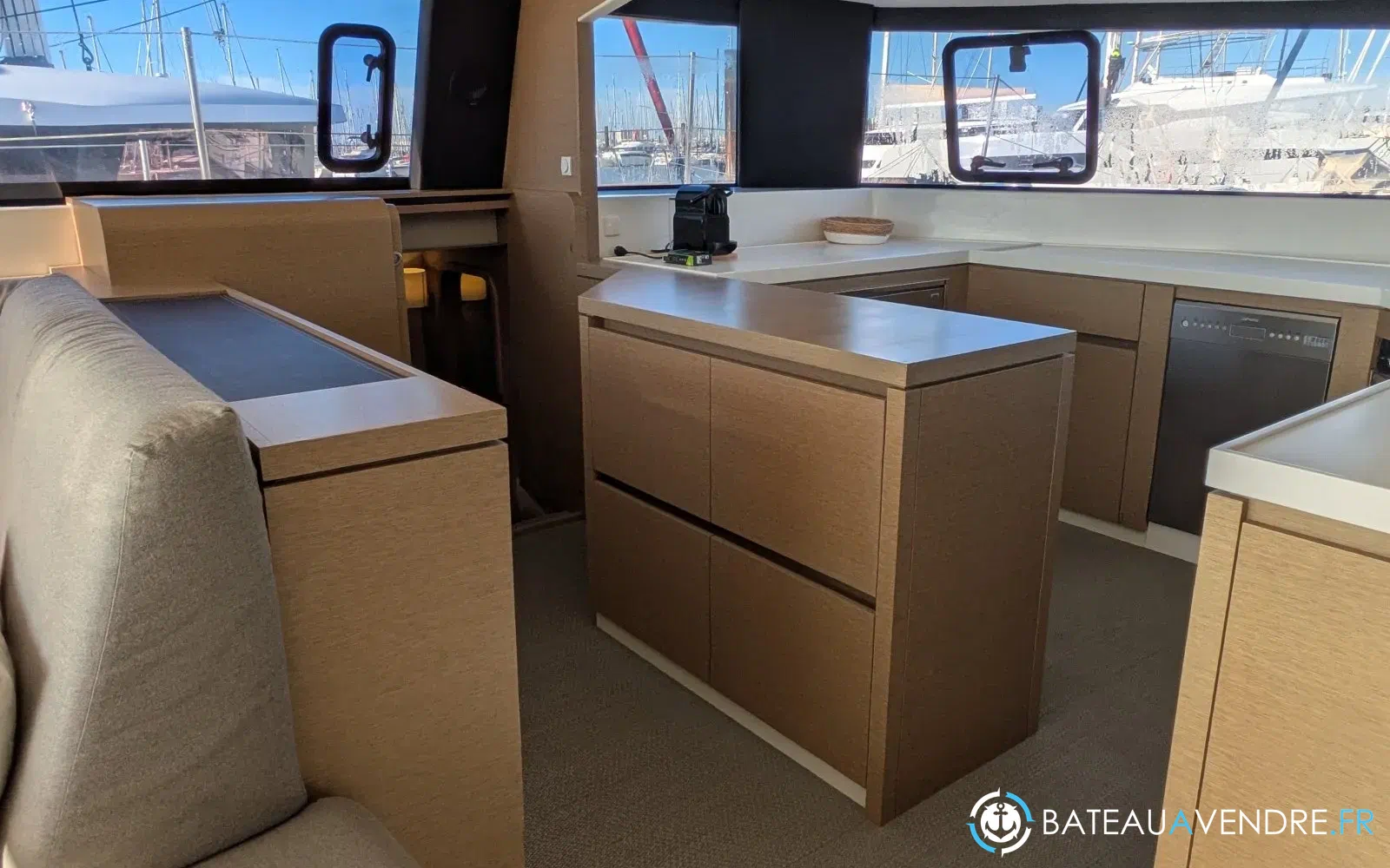 slider 7 Neel Trimarans Neel 51