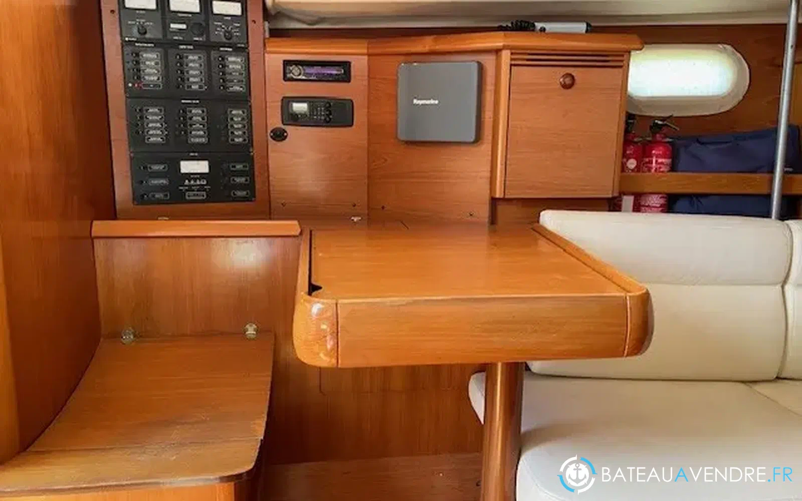 slider 27 Jeanneau Sun Odyssey 43