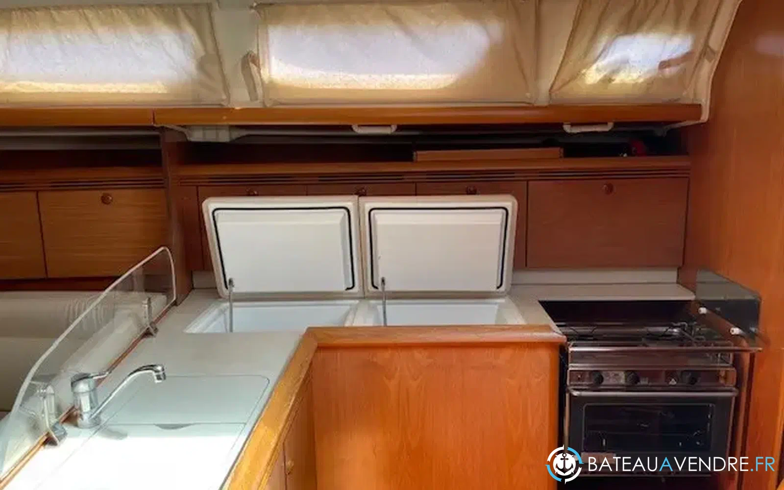 slider 30 Jeanneau Sun Odyssey 43