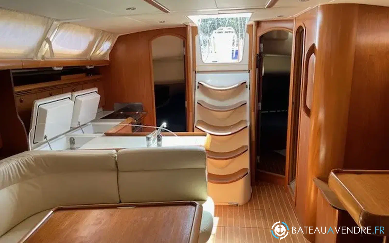 slider 37 Jeanneau Sun Odyssey 43