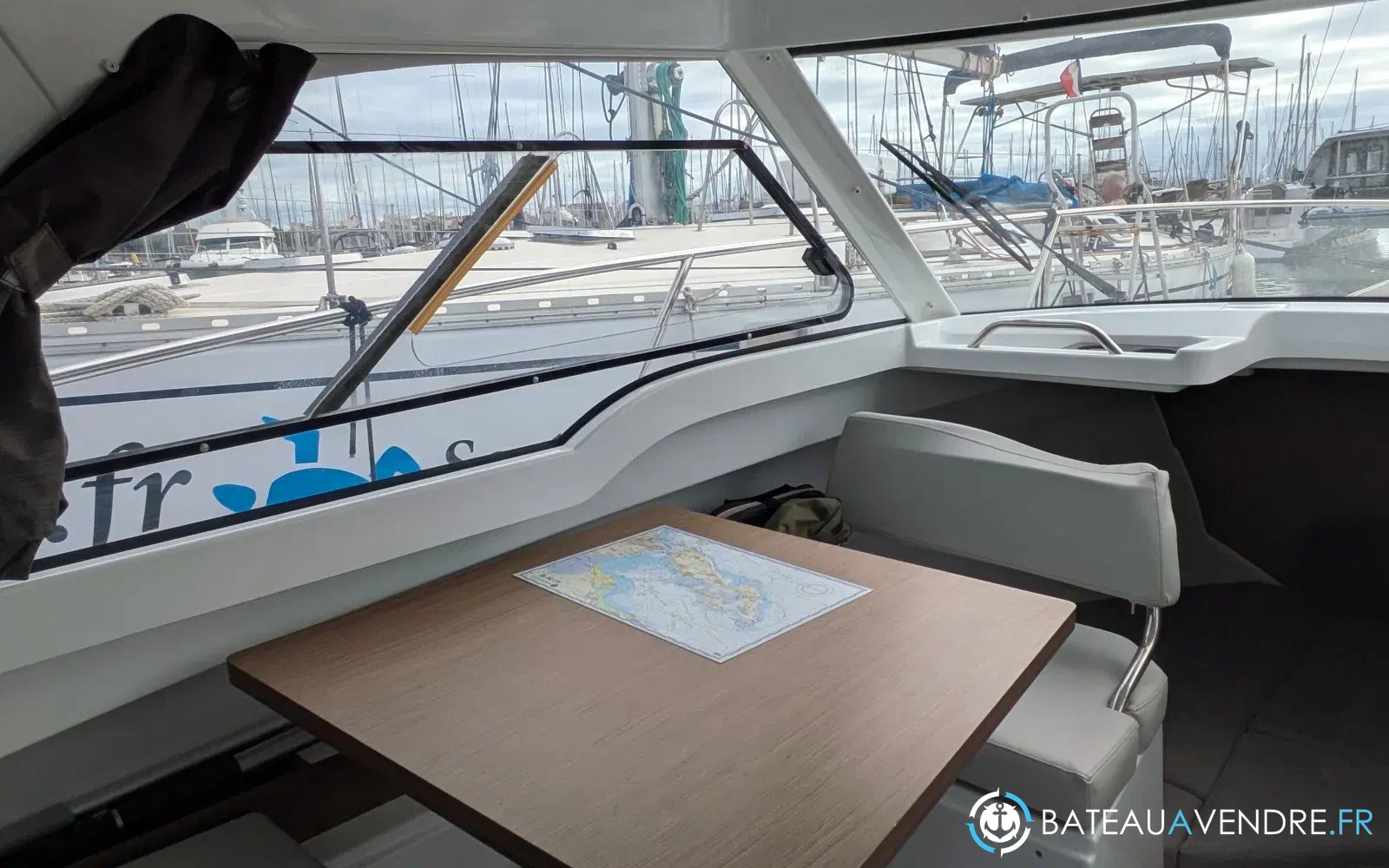 slider 1 Beneteau Antares 7 ANTARES 7 OB