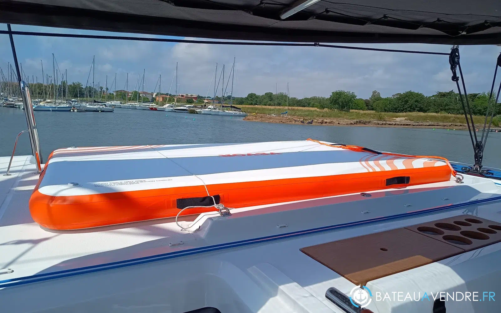 slider 9 Aventura Catamarans A37
