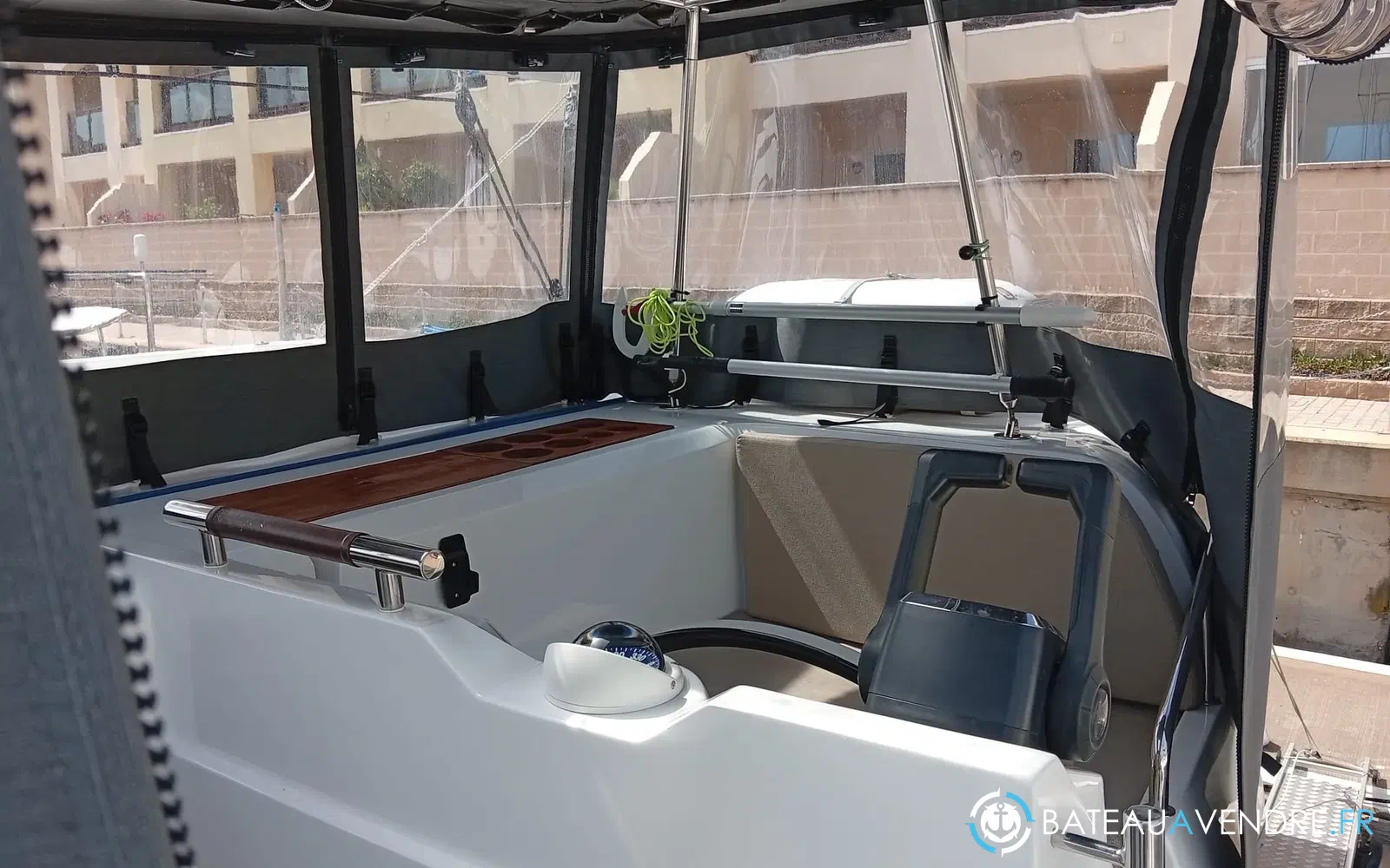 slider 7 Aventura Catamarans A37