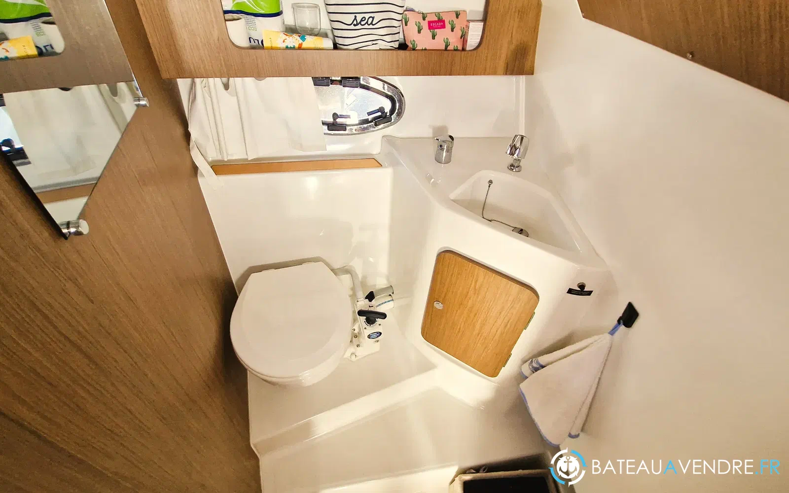 slider 8 Beneteau Antares 8.80 HB
