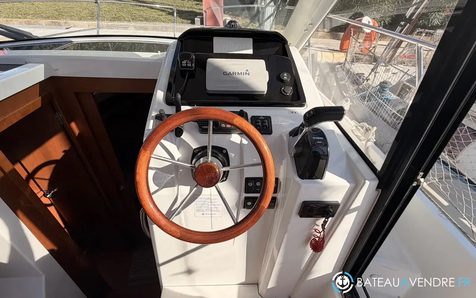 slider 25 Jeanneau Merry Fisher 855