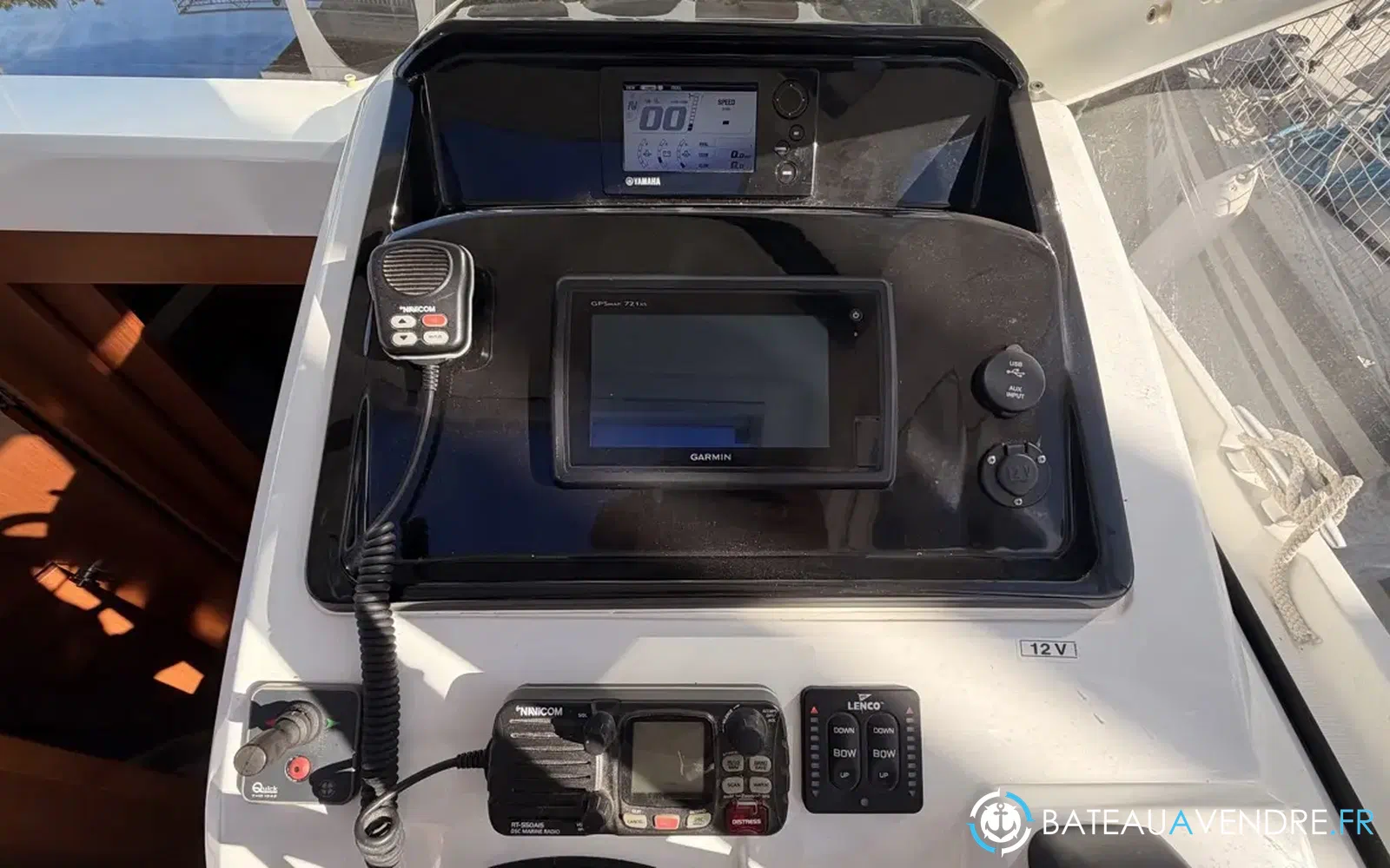 slider 26 Jeanneau Merry Fisher 855