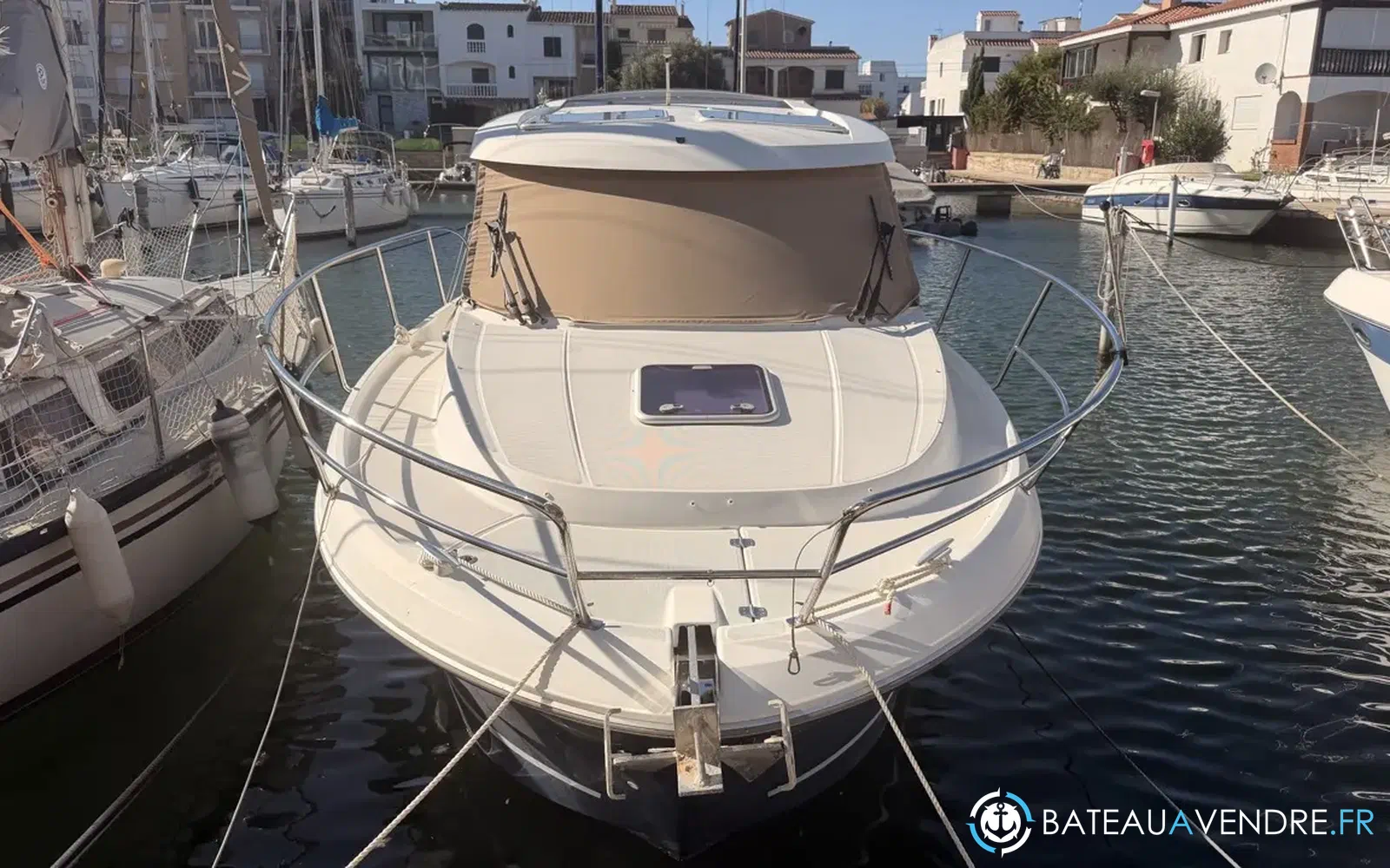 slider 2 Jeanneau Merry Fisher 855
