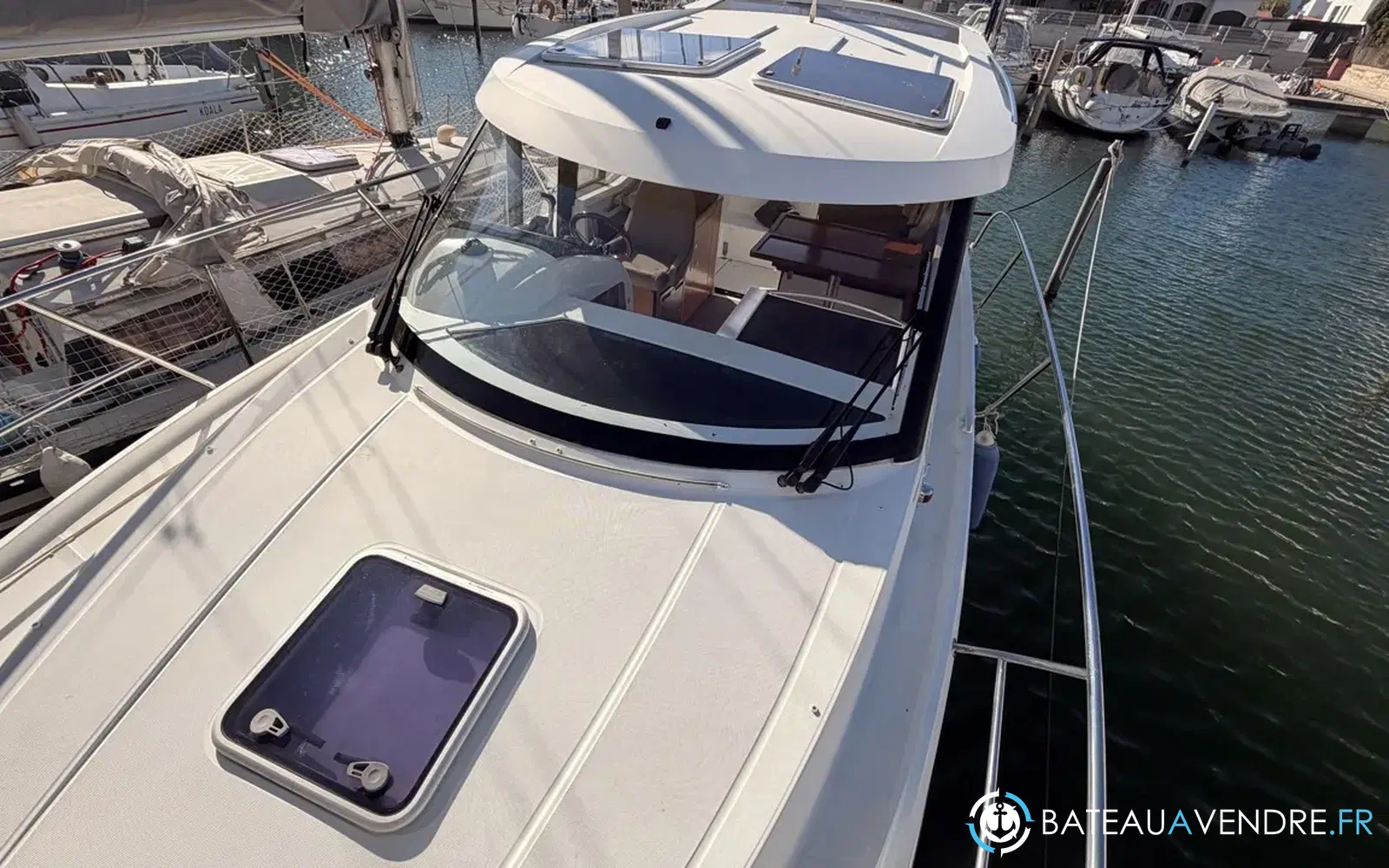slider 7 Jeanneau Merry Fisher 855