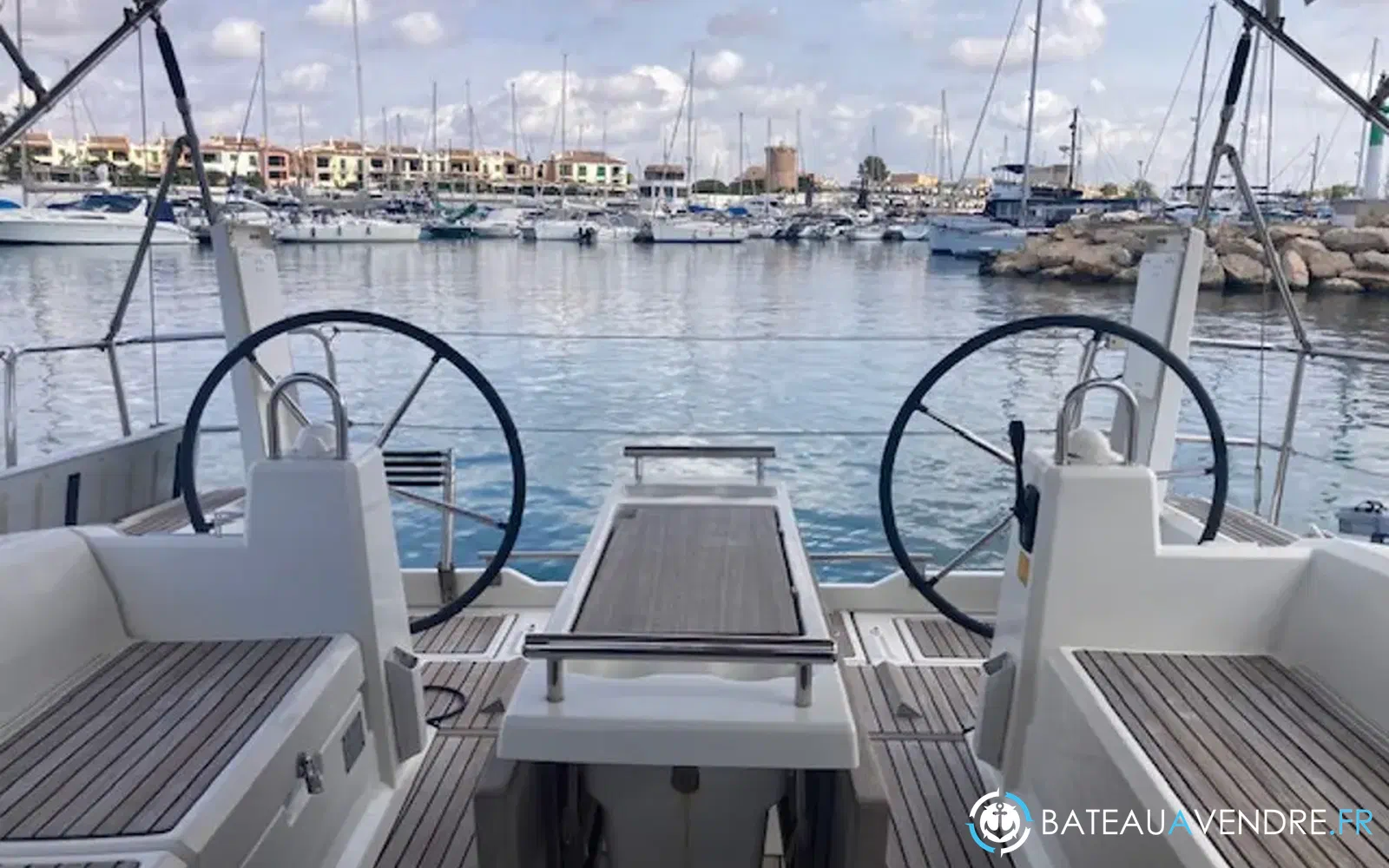 slider 3 Beneteau Oceanis 38