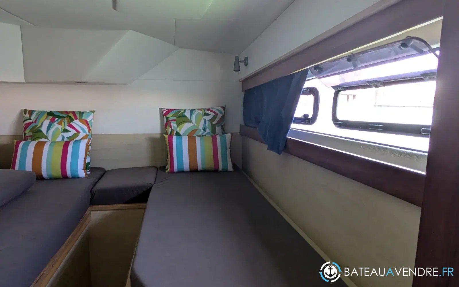 slider 18 Catana 47