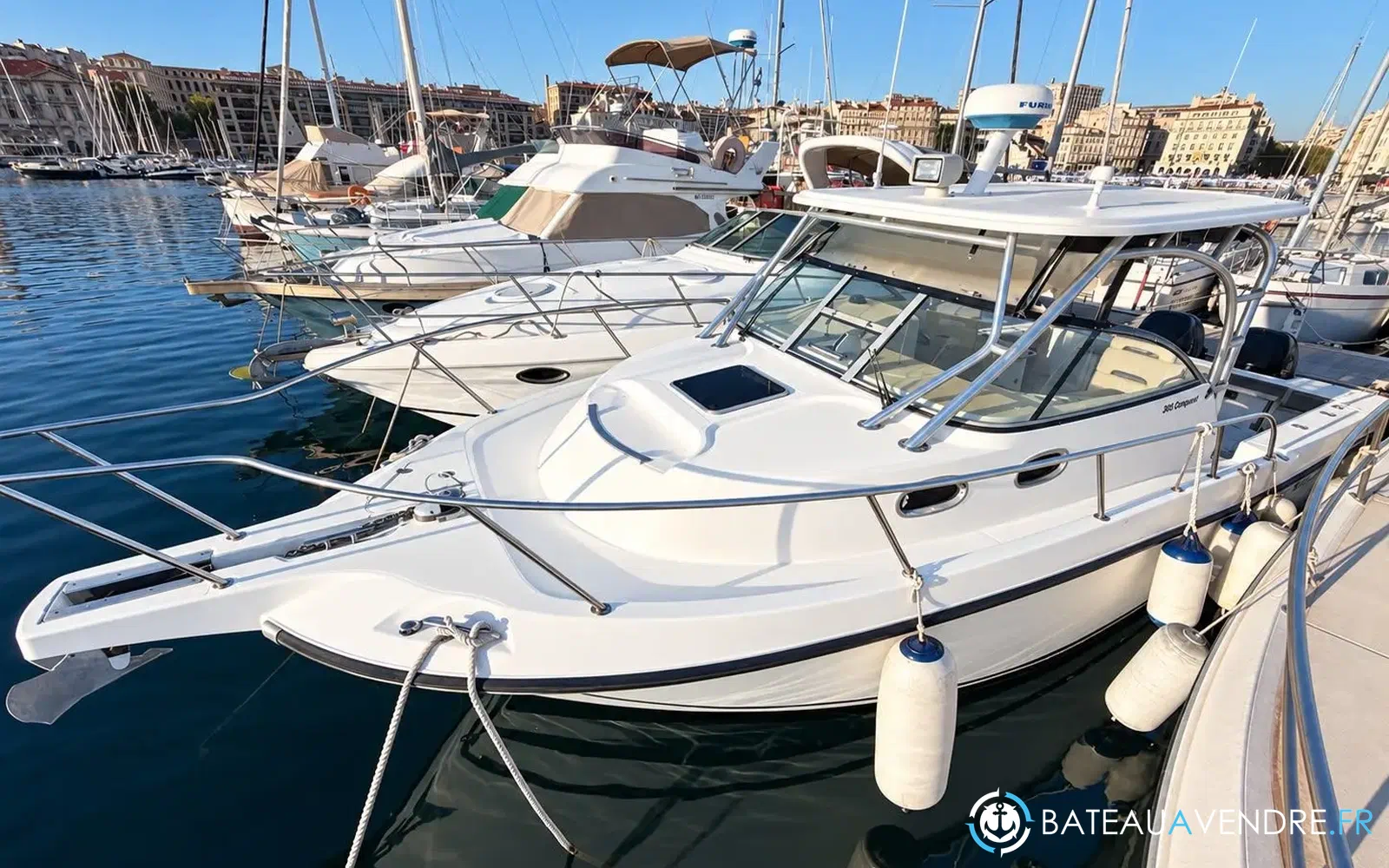 slider 13 Boston Whaler 305 Conquest
