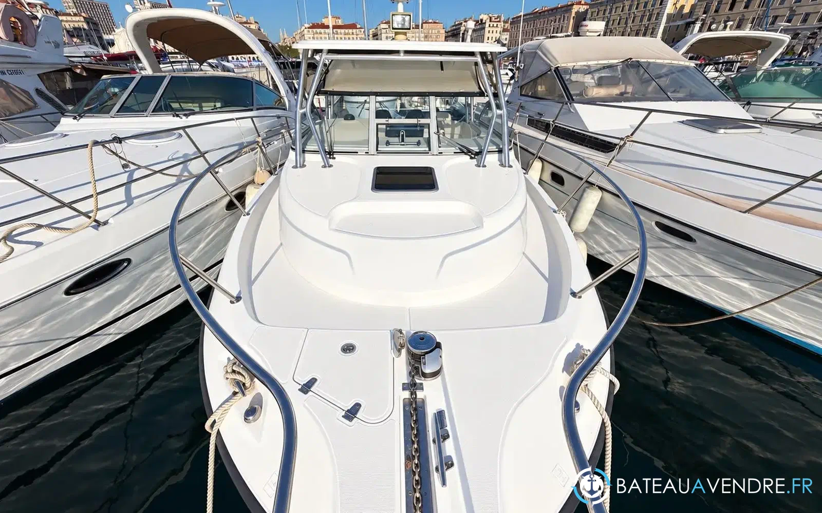 slider 15 Boston Whaler 305 Conquest