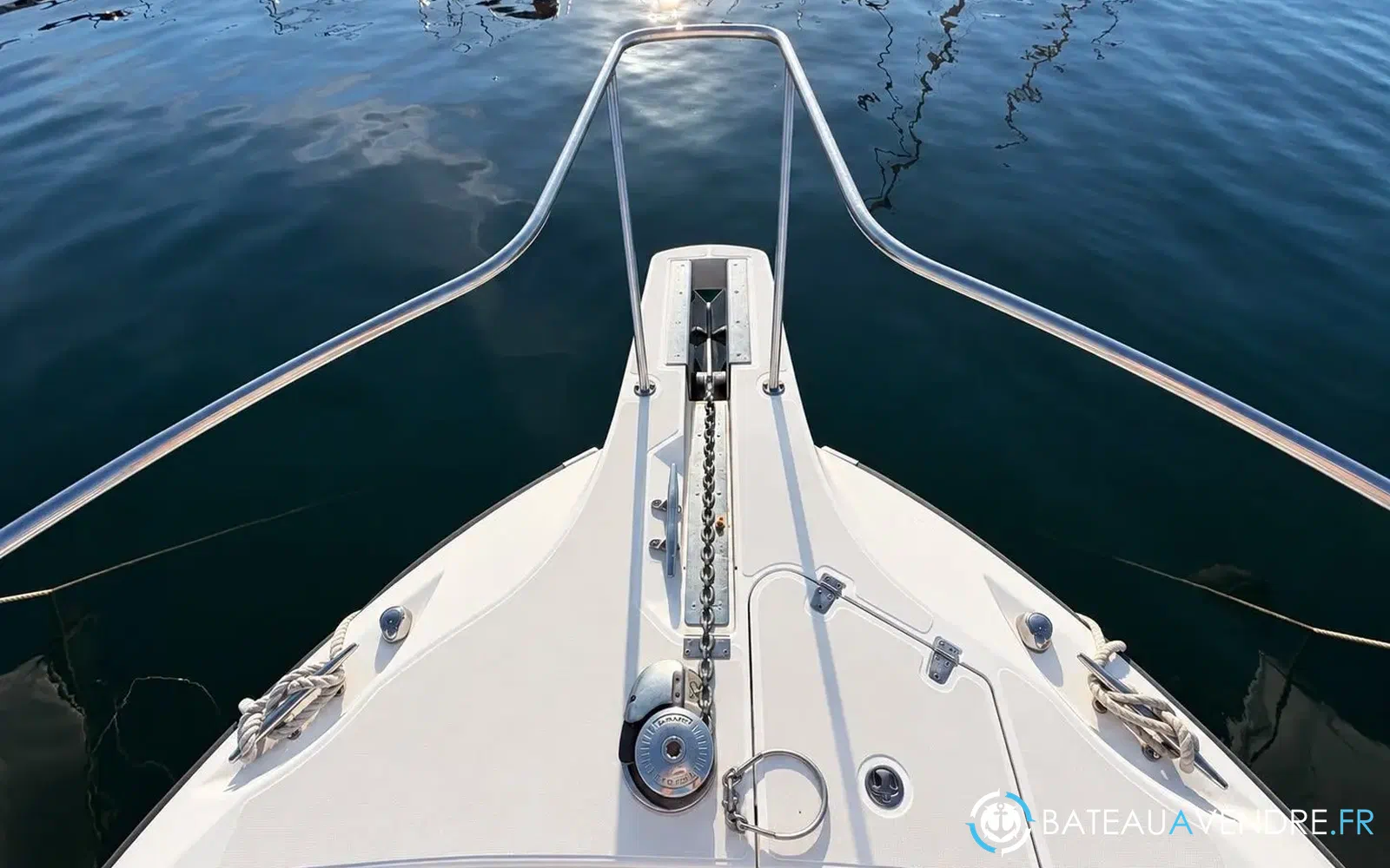slider 16 Boston Whaler 305 Conquest