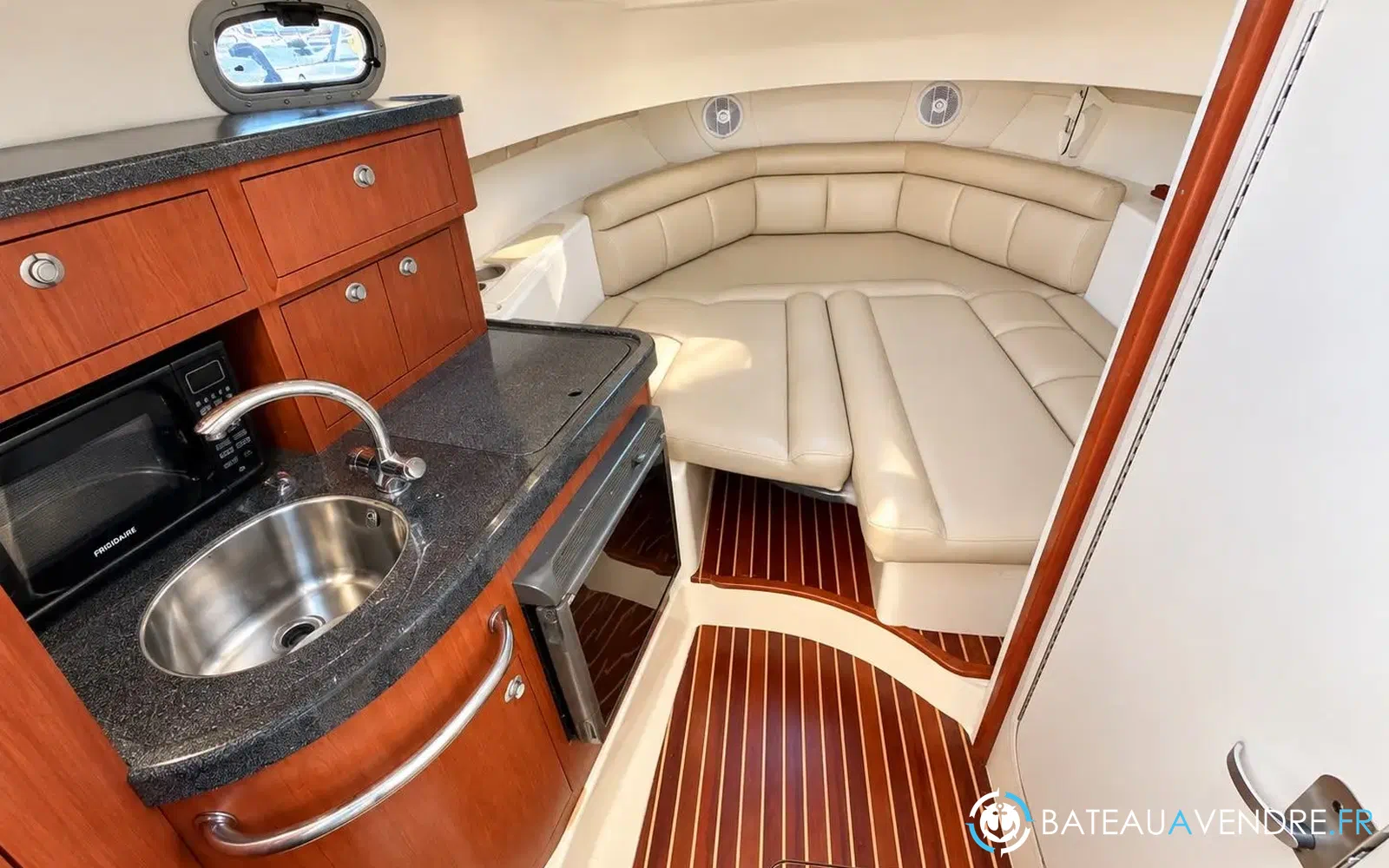 slider 18 Boston Whaler 305 Conquest