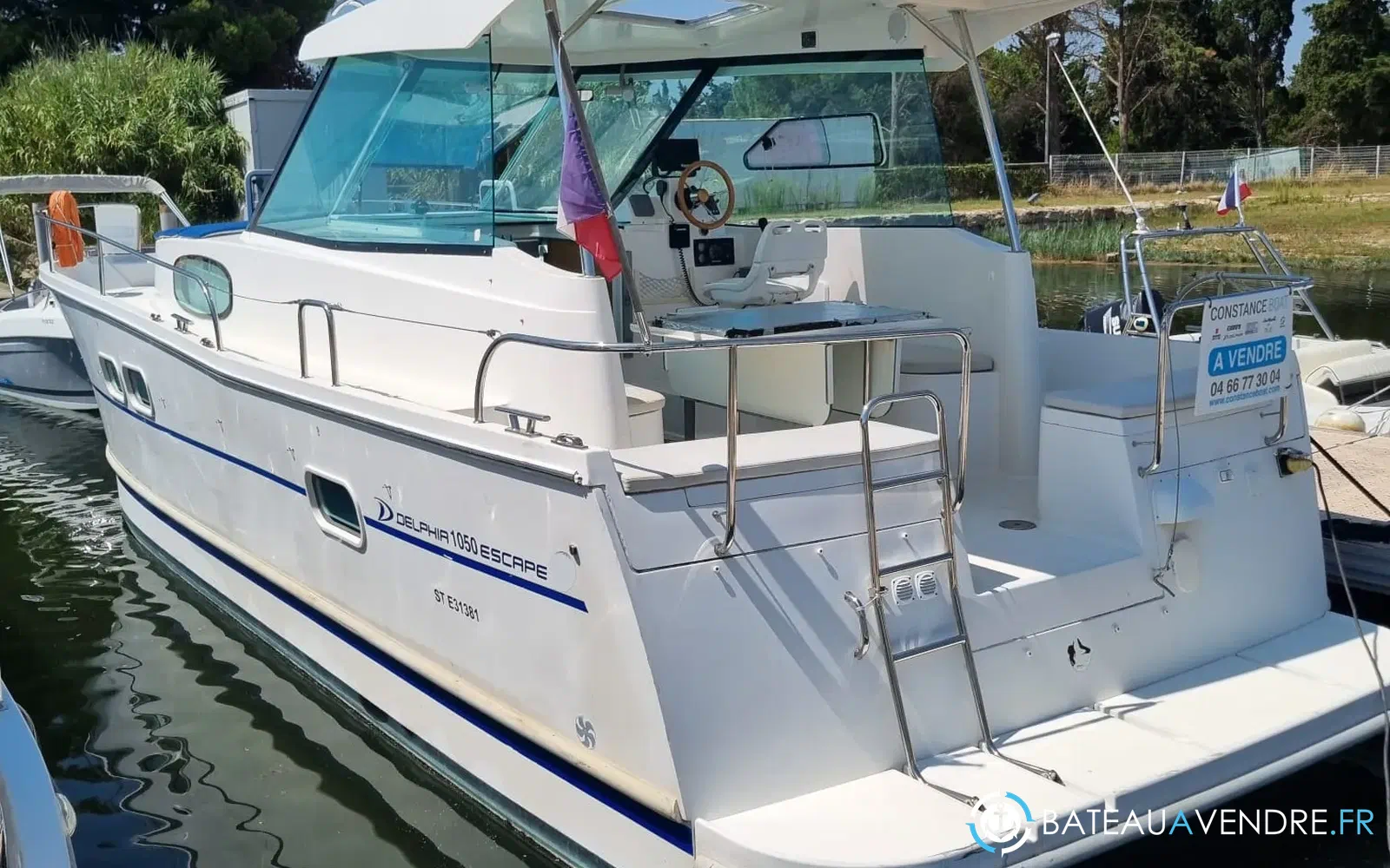 slider 5 Delphia 1050 Escape