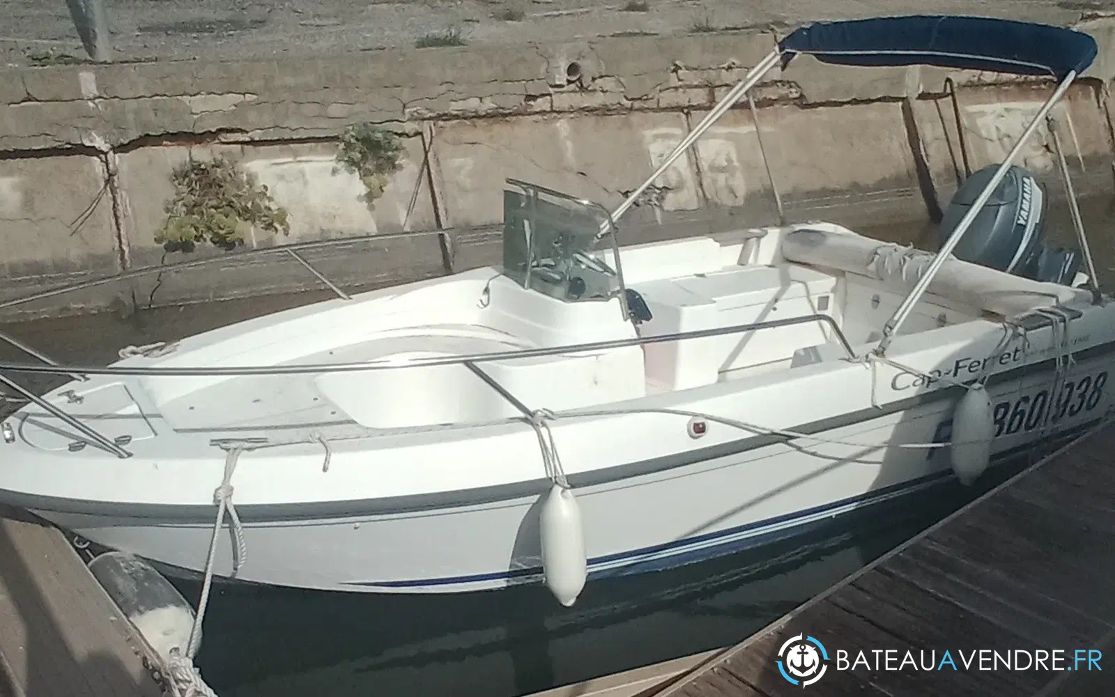 slider 1 B2 Marine Cap Ferret 450