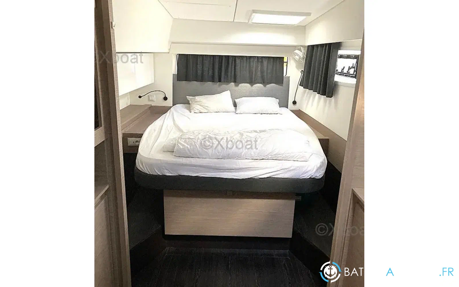 slider 11 Fountaine Pajot Elba 45