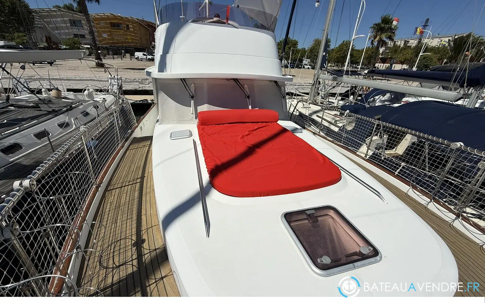 slider 9 Beneteau Swift Trawler 42