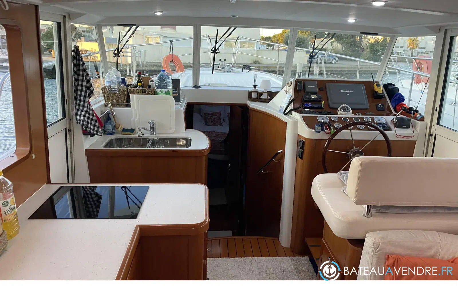 slider 17 Beneteau Swift Trawler 42