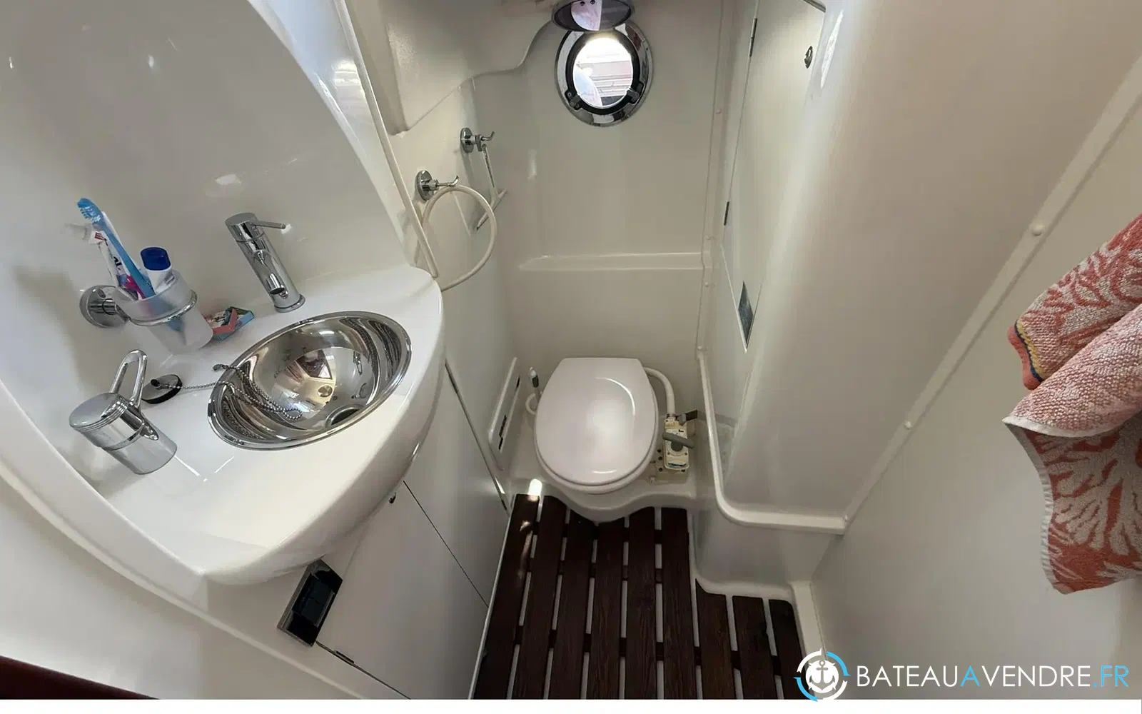 slider 22 Beneteau Swift Trawler 42