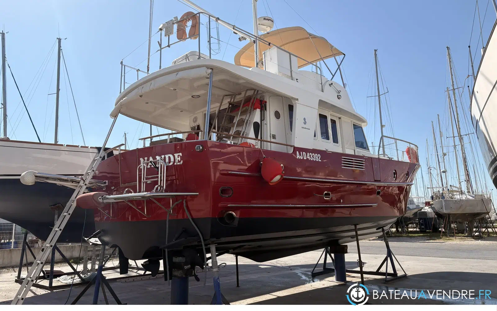 slider 5 Beneteau Swift Trawler 42