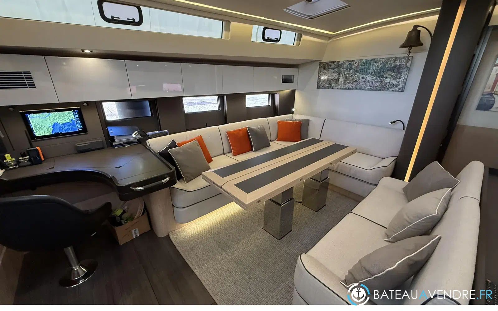 slider 16 Beneteau Oceanis Yacht 62
