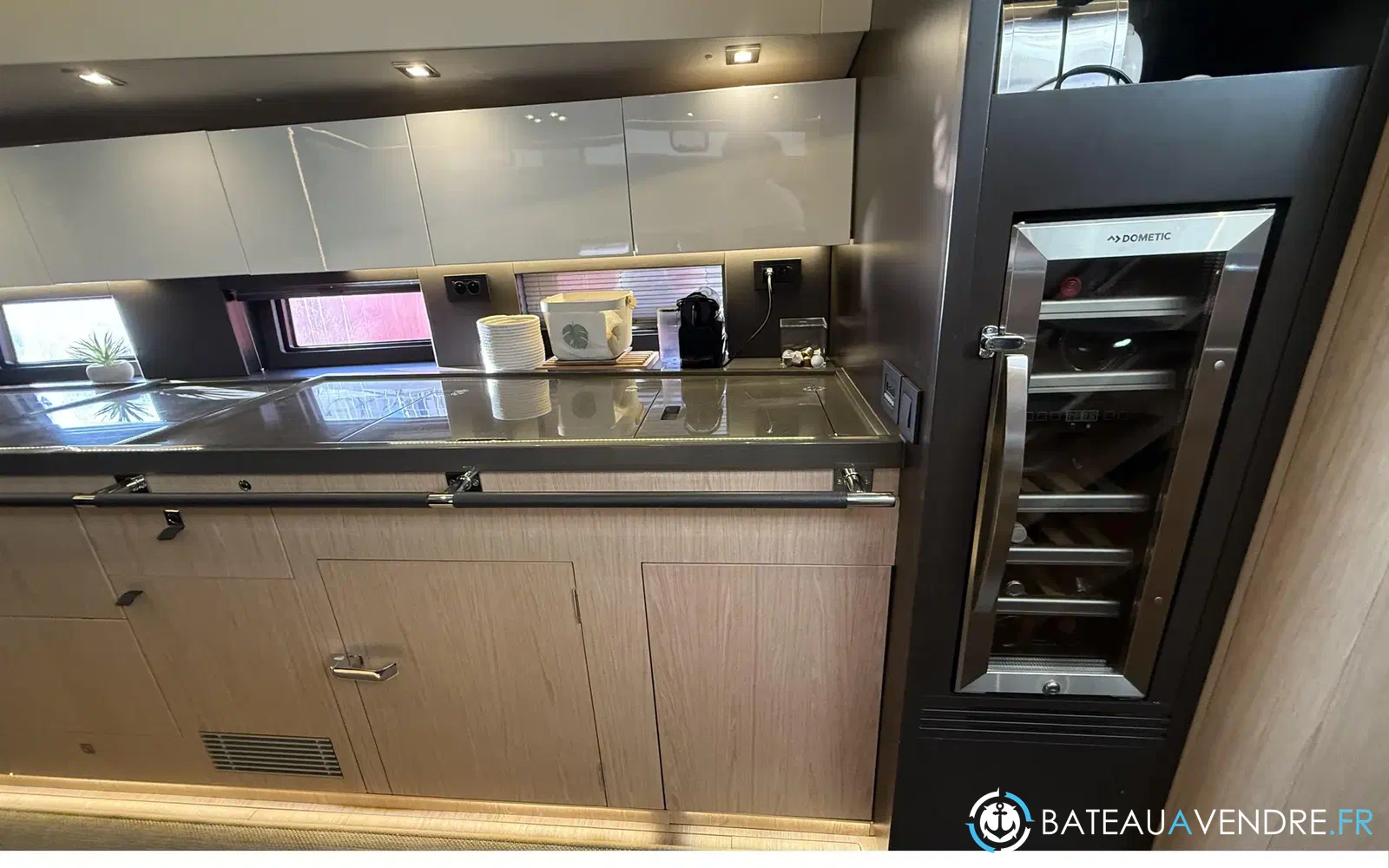 slider 24 Beneteau Oceanis Yacht 62
