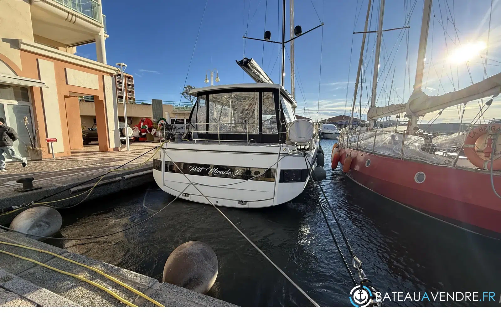 slider 3 Beneteau Oceanis Yacht 62