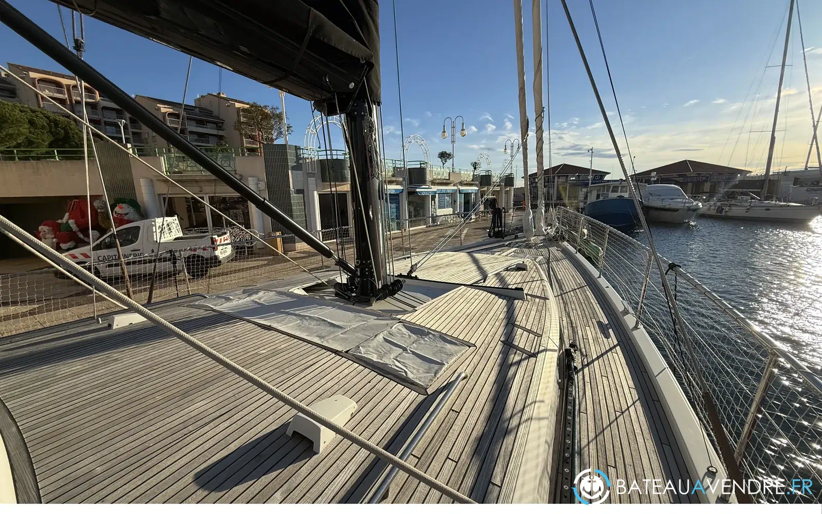 slider 5 Beneteau Oceanis Yacht 62