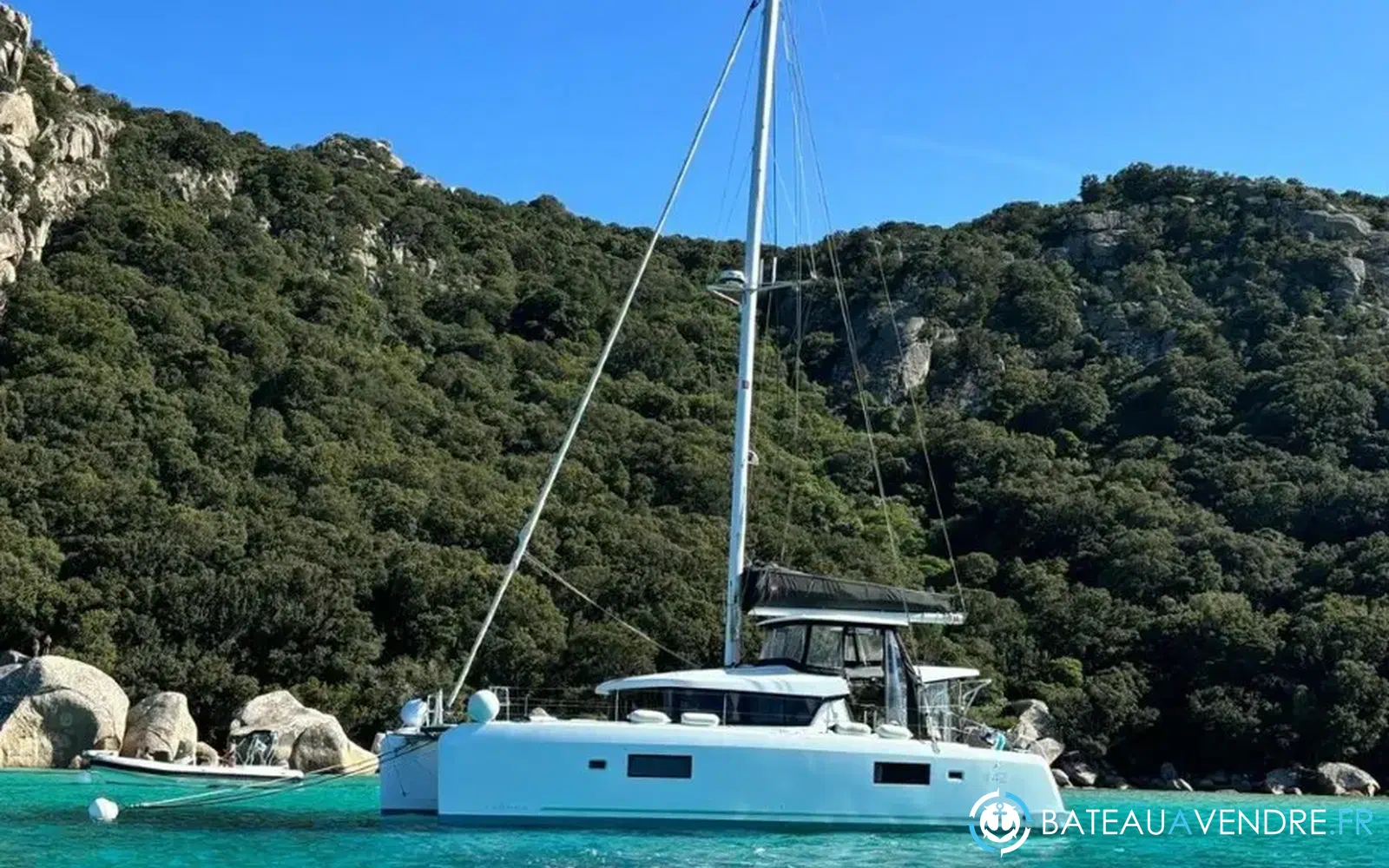 slider 0 Lagoon 42