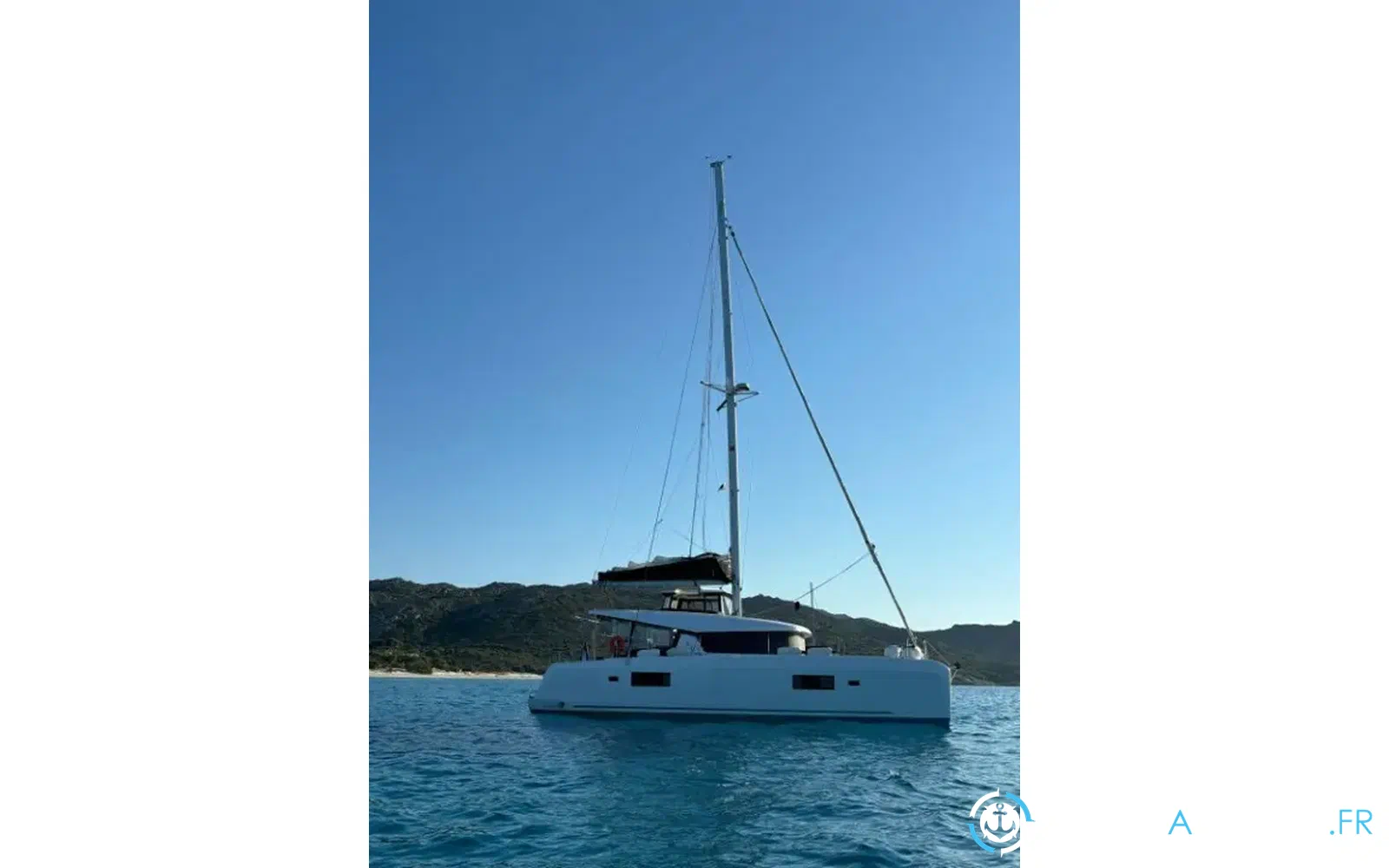 slider 1 Lagoon 42
