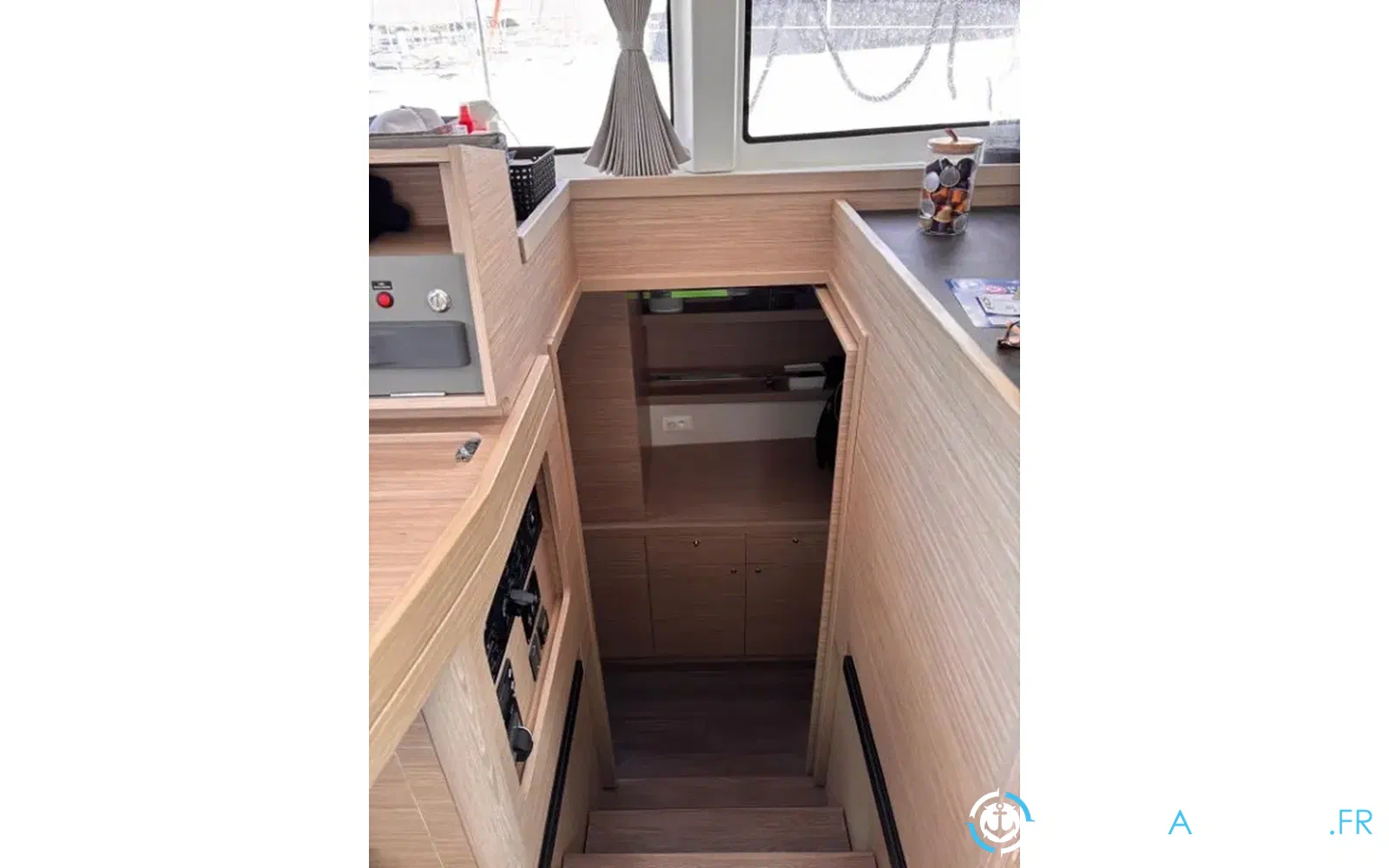 slider 22 Lagoon 42